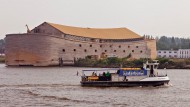 Christian Dutchman Builds Life-Size Replica of Noah’s Ark, Now Open to Public in Netherlands Christian Dutchman Builds Life-Size Replica of Noah’s Ark, Now Open to Public in Netherlands