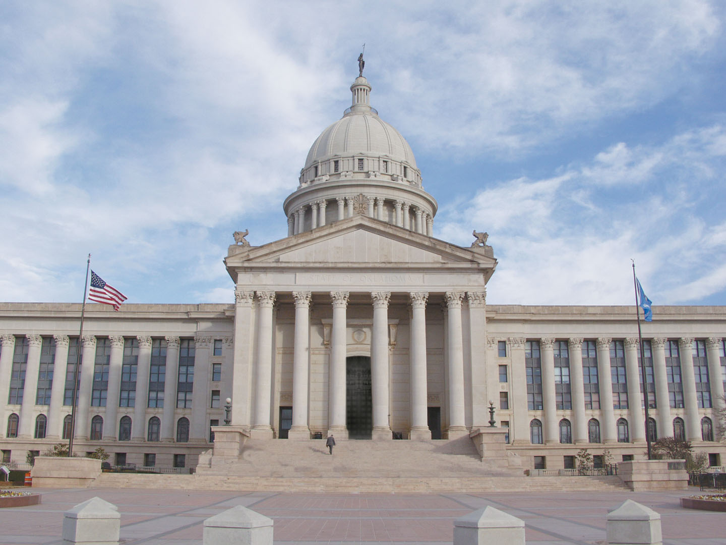 Baptist Minister Suing To Remove Ten Commandments Monument From Oklahoma State Capitol 