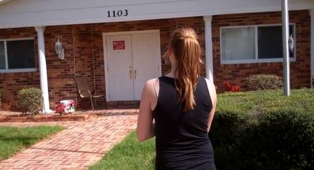Pregnant Woman Who Left Abortion Facility Returns Next Day to Help Save Lives