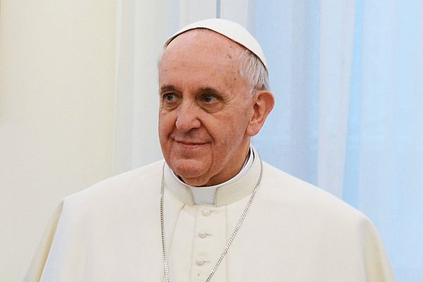 Pope Contradicts Genesis Account of Creation, Argues ‘God and Evolution’ Are Compatible