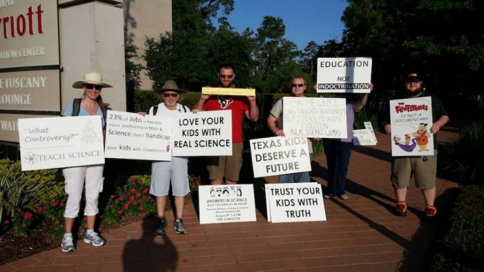 ‘Education, Not Indoctrination’: Atheists Protest Texas Homeschool Convention as Promised