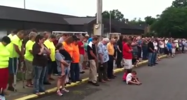 Alabama Prayer Caravan Event Draws Record Crowds Despite Opposition From Atheists