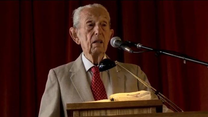 Harold Camping, Radio Broadcaster Who Attempted to Predict Date of Judgment Day, Dead at 92