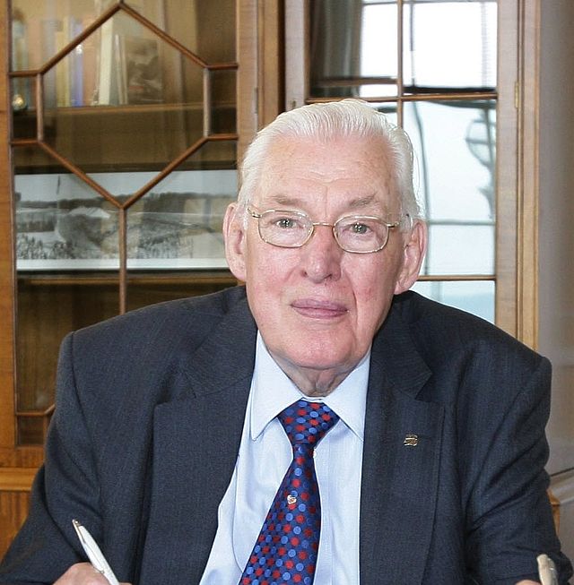 Ian Paisley, Free Presbyterian Church Founder and Papal Opponent, Passes Into Eternity