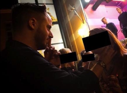Controversial ‘Pick-Up’ Coach Who Teaches Men How to Choke Women Banned Overseas