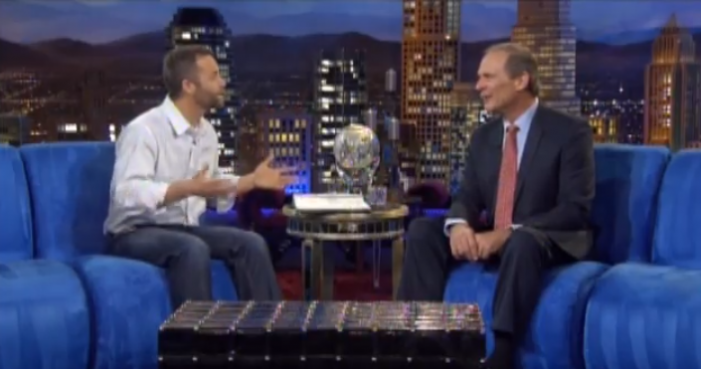 Kirk Cameron, Former Evangelical Pastor Take to TBN to Make Case for Santa Claus