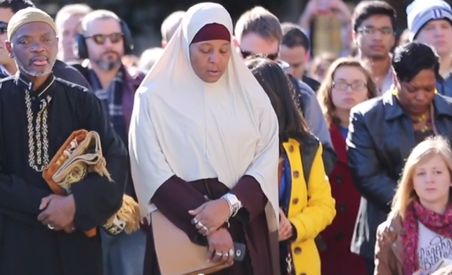 Hundreds Rally as Duke Muslims Broadcast ‘Allah is Great’ Chant from Chapel Steps