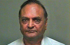 Abortionist Facing Fraud Charges for Prescribing Pills to Women Who Weren’t Pregnant Loses License