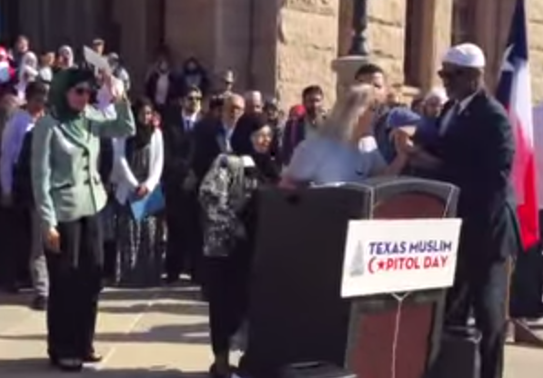 ‘I Proclaim Jesus Christ Over Texas’: Woman Takes Over Podium During Muslim Capitol Day