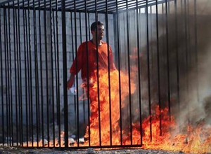 Downed Jordanian Pilot Captured by Barbaric ISIS Group Locked in Cage, Burned Alive