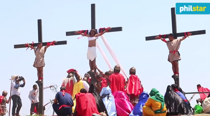 Filipinos Whip Their Backs, Have Themselves Nailed to Crosses in Effort to Atone for Sins