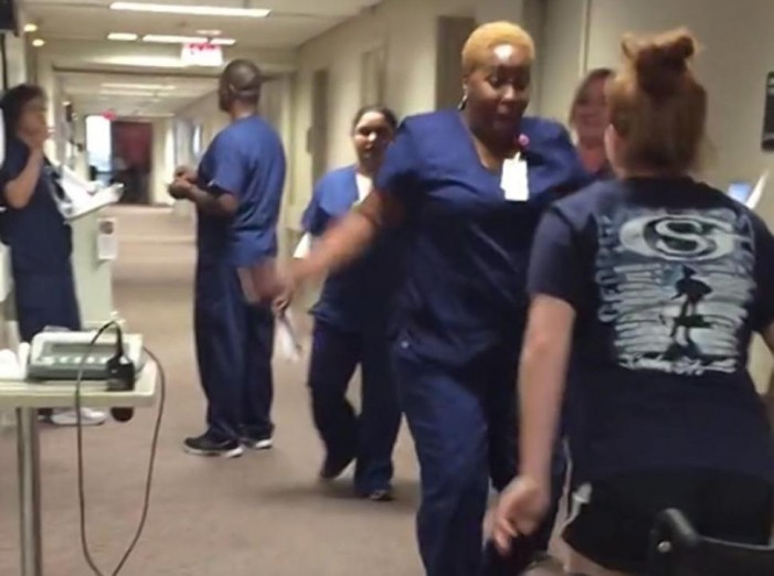 ‘Thank You, Lord!’ Christian Nurse Rejoices as Paralyzed Patient Surprises Her by Walking Again