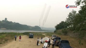 Balloon, Bottle Bible Launches Into North Korea Facing Obstacles