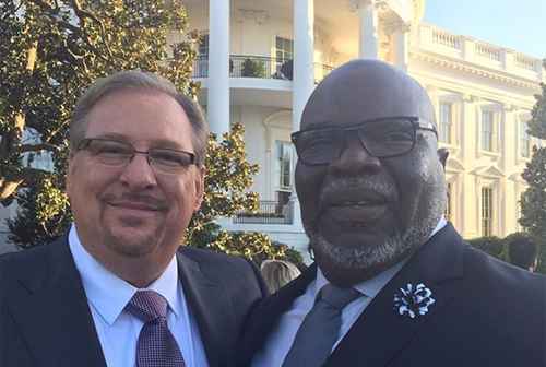 Rick Warren, T.D. Jakes, Joel Osteen Express Excitement Over ‘Pope Francis’ Visit