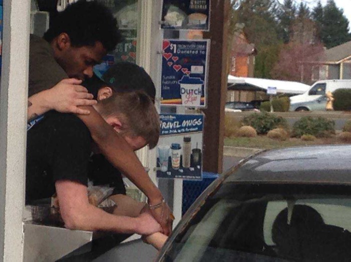 Coffee Shop Workers Gather at Drive-Through Window to Pray With Grieving Widow