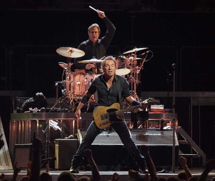 Petition Launched in Support of Bruce Springsteen’s ‘Right to Refuse Service’ Due to Beliefs