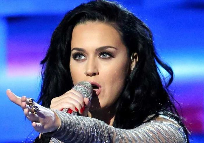 Pop Star Katy Perry Donates $10,000 to Planned Parenthood Over Concerns Org Could Be Defunded