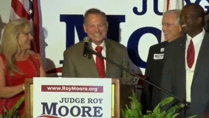 ‘Ten Commandments Judge’ Roy Moore Wins Alabama Primary Runoff for U.S. Senate