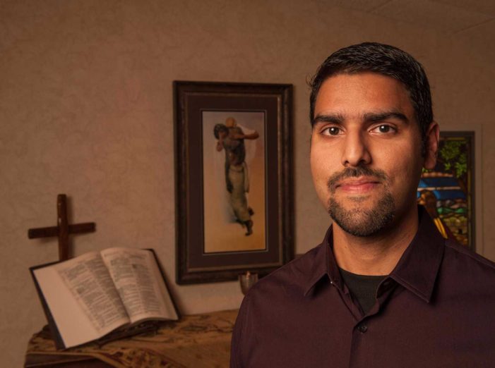 Apologist Nabeel Qureshi, Author of ‘Seeking Allah, Finding Jesus,’ Dies Following Battle With Cancer