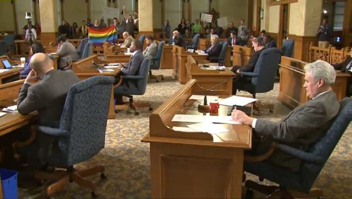 Milwaukee Officials Vote to Ban Psychological Counseling for Minors Struggling With Homosexuality, Gender Dysphoria