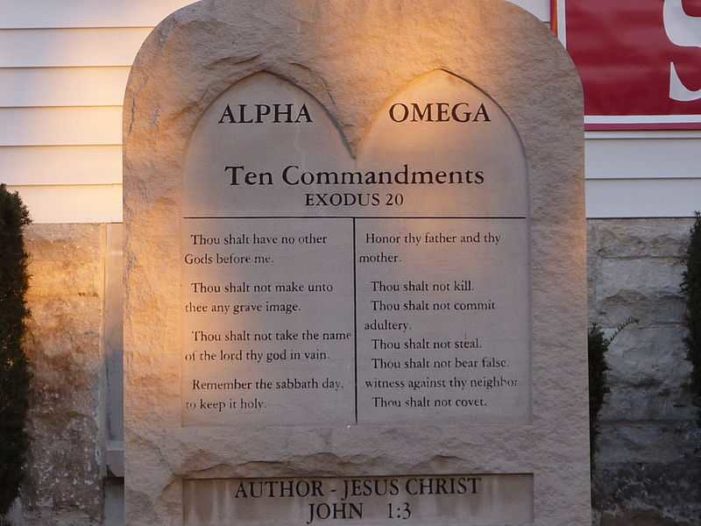 Alabama Voters Approve Constitutional Amendment Enshrining Government Right to Display Ten Commandments