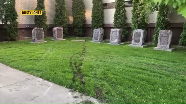 Mont. Man Arrested for Toppling Ten Commandments Monument at County Courthouse