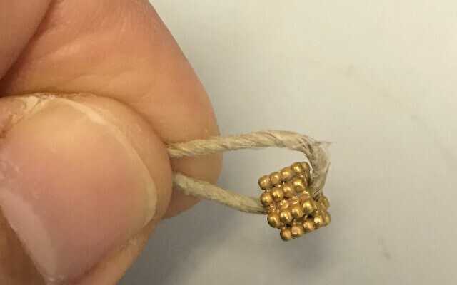 First Temple-Era Gold Bead, Apparently Lost on Temple Mount 3,000 Years Ago, Found by 9-Year-Old