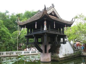 Reconstructed One Pillar Pagoda, historic Buddhist temple, in Hanoi, Vietnam. (Bgabel, Creative Commons)