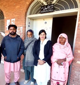 Sufyan Masih (L) with parents and counsel after court hearing in Punjab Province, Pakistan. (Christian Daily International-Morning Star New)