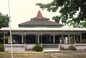 Muslim Mob Disrupts Christian Retreat in Indonesia